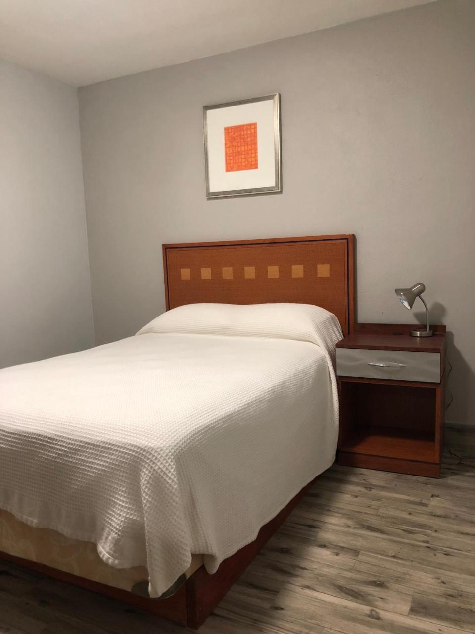 Bay Breeze Inn Bradenton Downtown Bagian luar foto